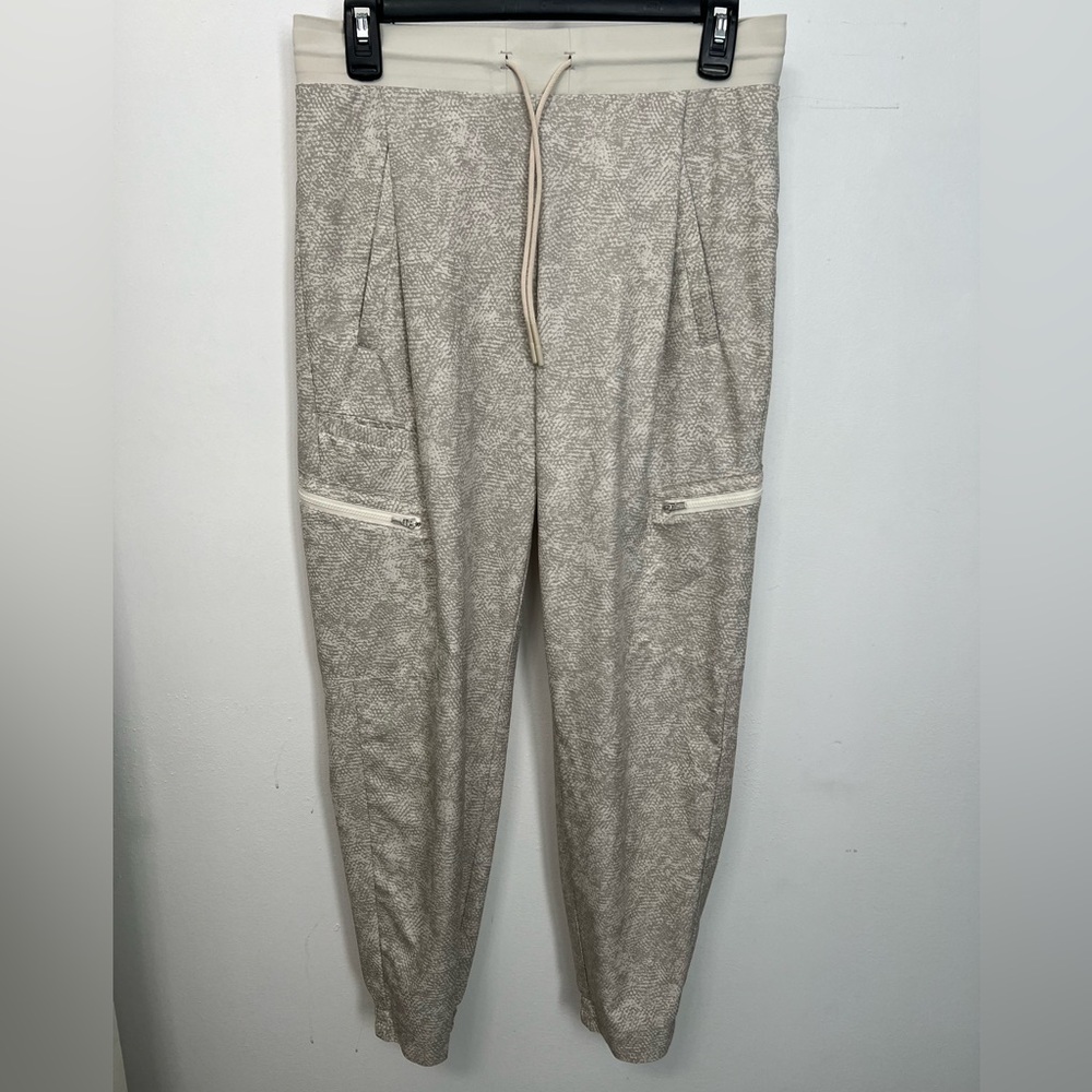 Athleta Venture Printed Pant - lightweight